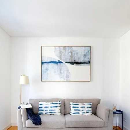 Blue By The River 1 - Elegant Two-bedroom In Santos リスボン